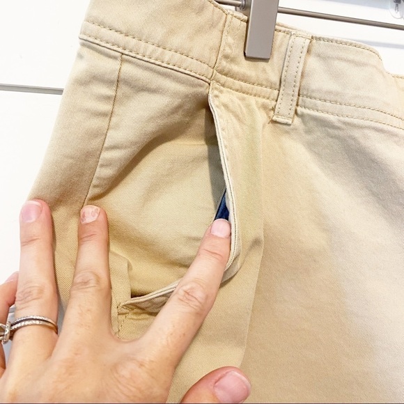 L.L. Bean | Favorite Fit 6inch Shorts, Organic Cotton, Size 16R - Picture 3 of 12